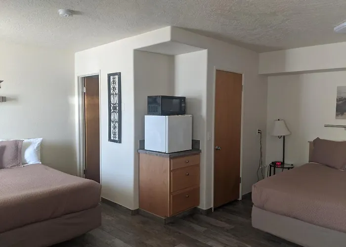 Little Daisy Motel 2*